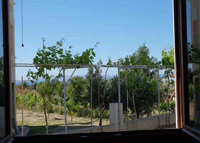 Garden House * Kremastí